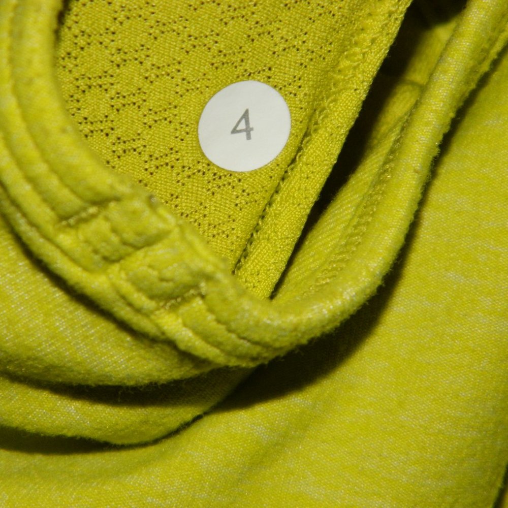 Lululemon No Limit Workout Tank Top Size 4 (CC-62) - Picture 4 of 4